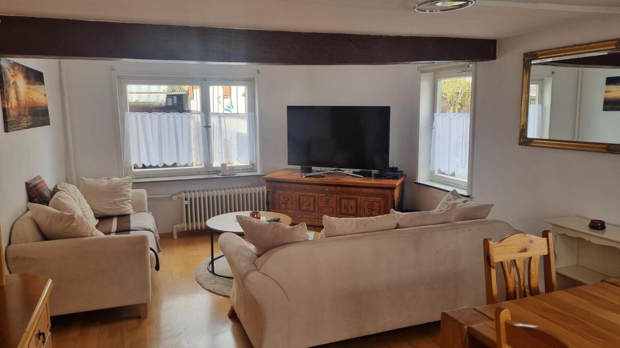 Villa Lindenhof - Zentral Zwischen Marburg Und Giessen-Wetzlar Weimar  Esterno foto
