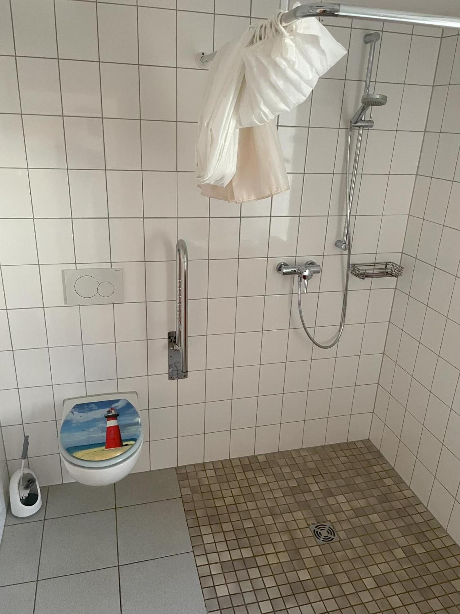 Villa Lindenhof - Zentral Zwischen Marburg Und Giessen-Wetzlar Weimar  Esterno foto